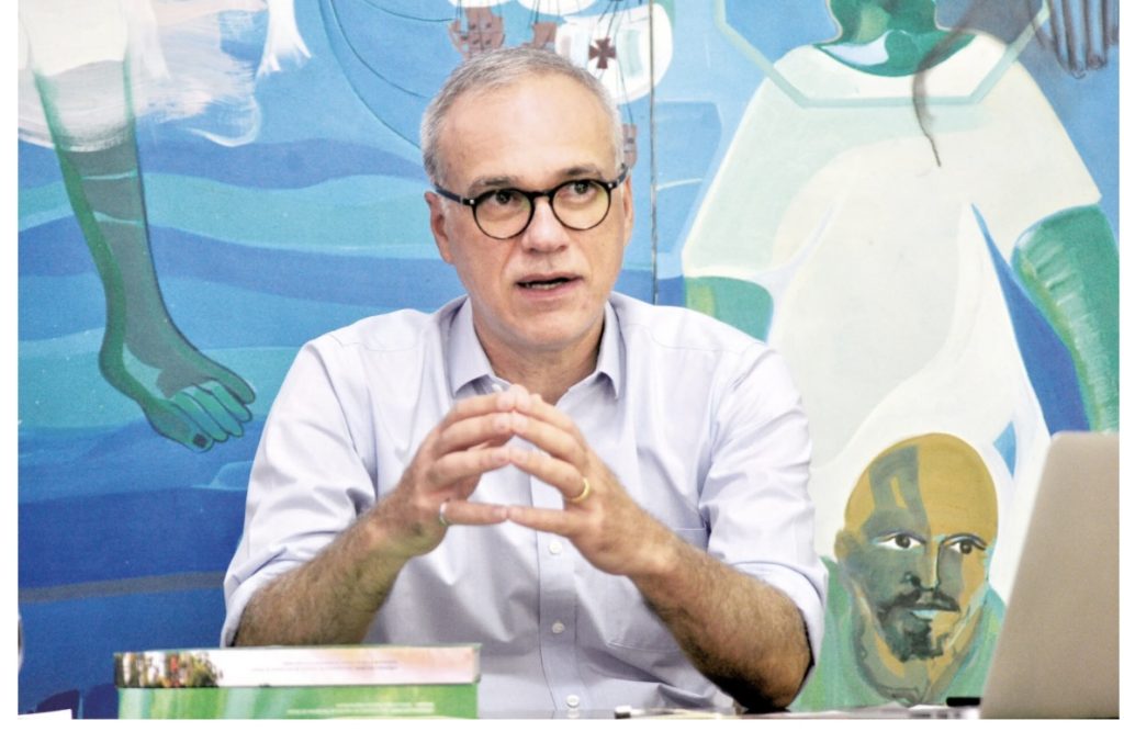 UFRN corre risco de atrasar contratos terceirizados e bolsas