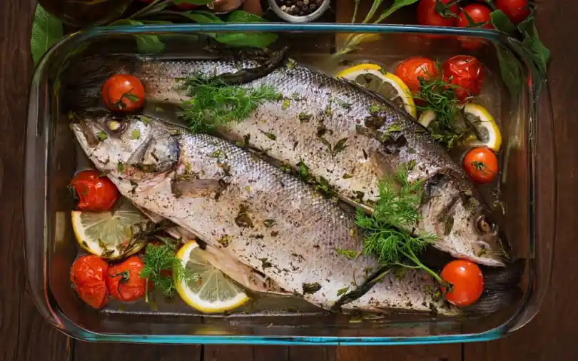 Número de pessoas com sintomas após comer peixe em restaurante de Natal sobe para nove