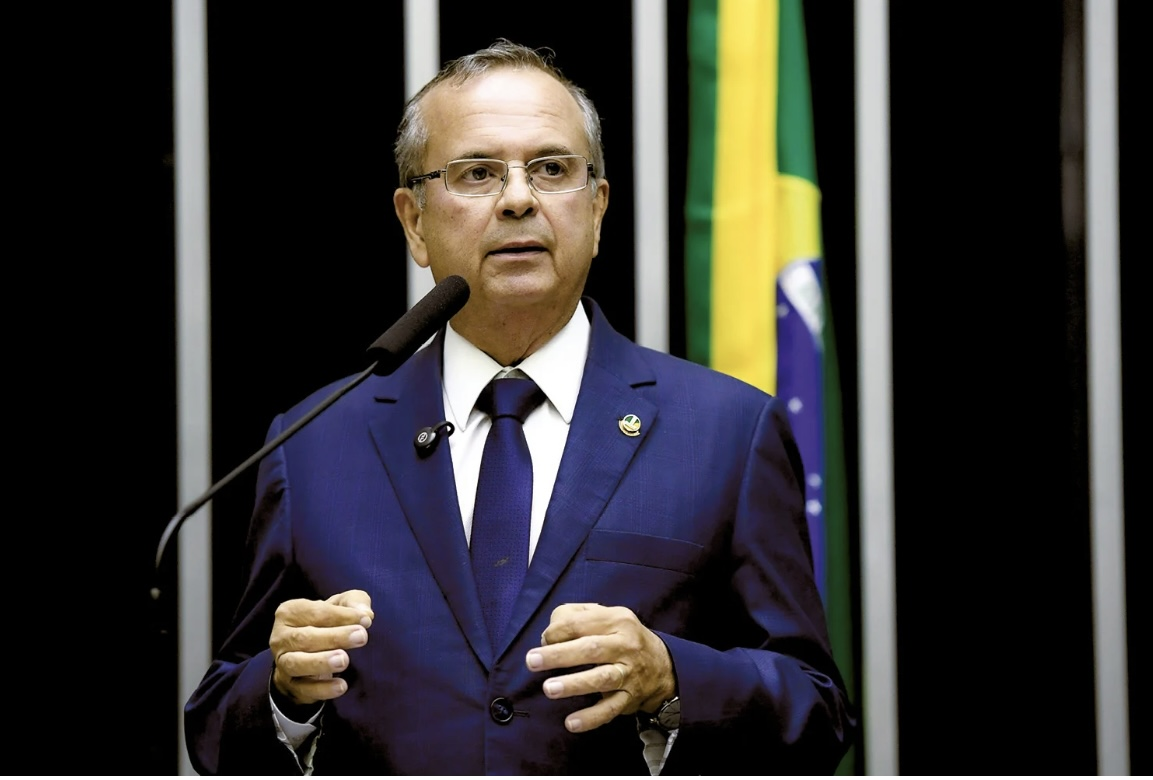 Senado discute Código Eleitoral com regras para IA e redes