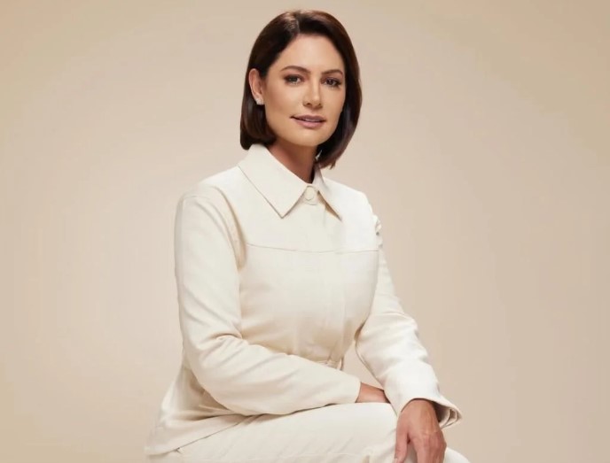 Michelle Bolsonaro chega a Natal para cumprir agenda do Rota 22