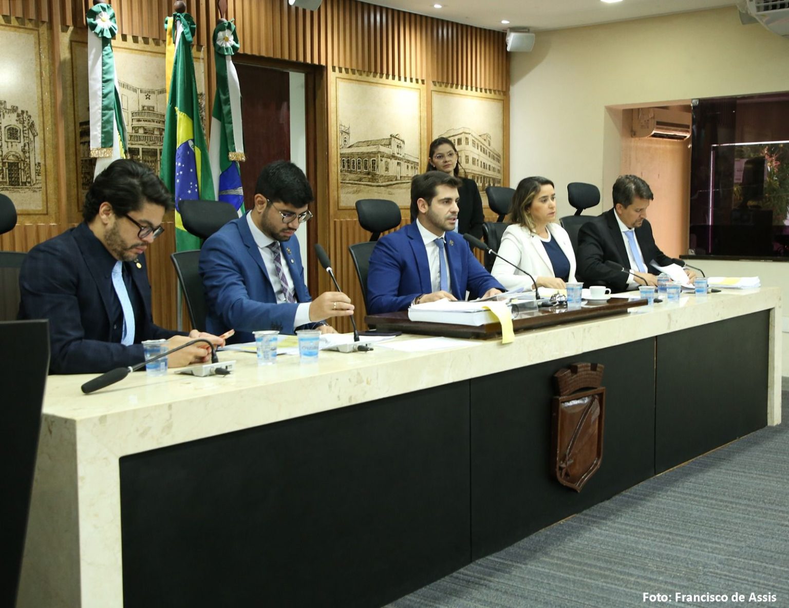 Lei Orçamentária Anual 2026 é aprovada em primeira discussão na Câmara de Natal