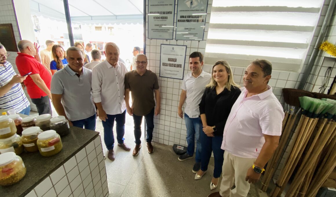 Mercado Público das Quintas é oficialmente entregue após reforma viabilizada por emenda do deputado Girão