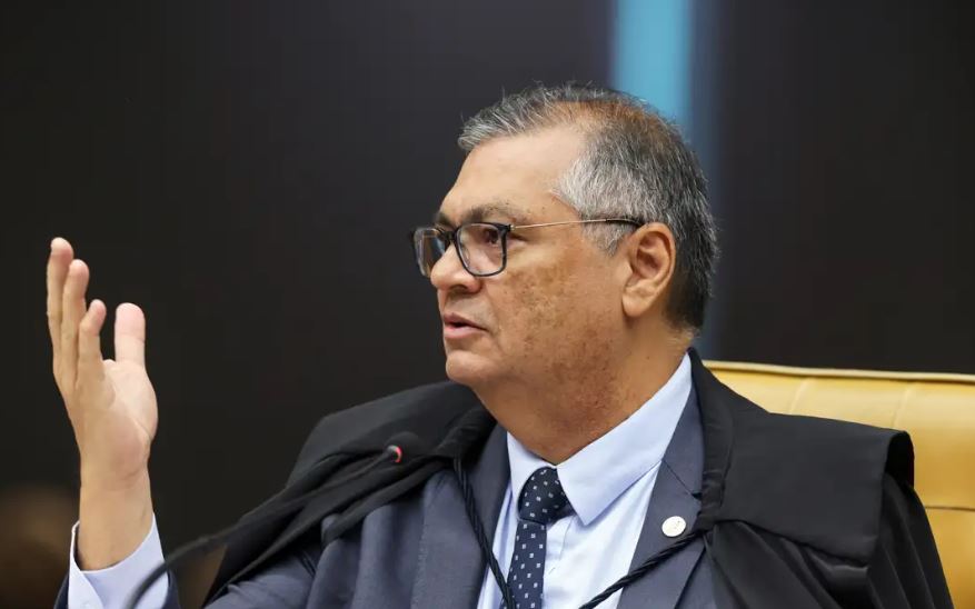 Dino marca para segunda-feira (24) sessão da 1ª turma do STF para analisar prisão de Bolsonaro