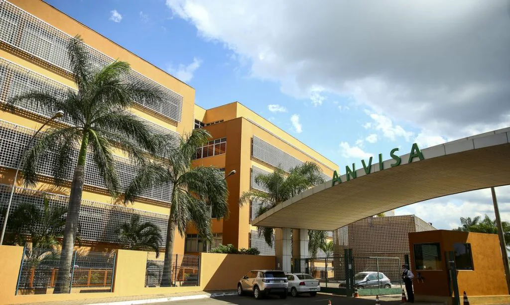 Anvisa proíbe fabricação e venda de suplementos irregulares