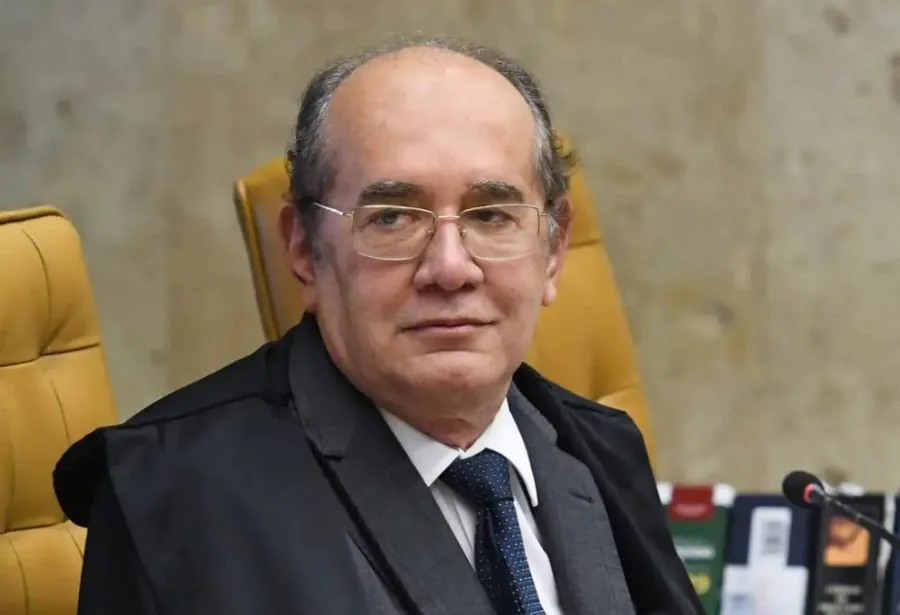 Gilmar determina que apenas PGR pode pedir impeachment de ministros do STF