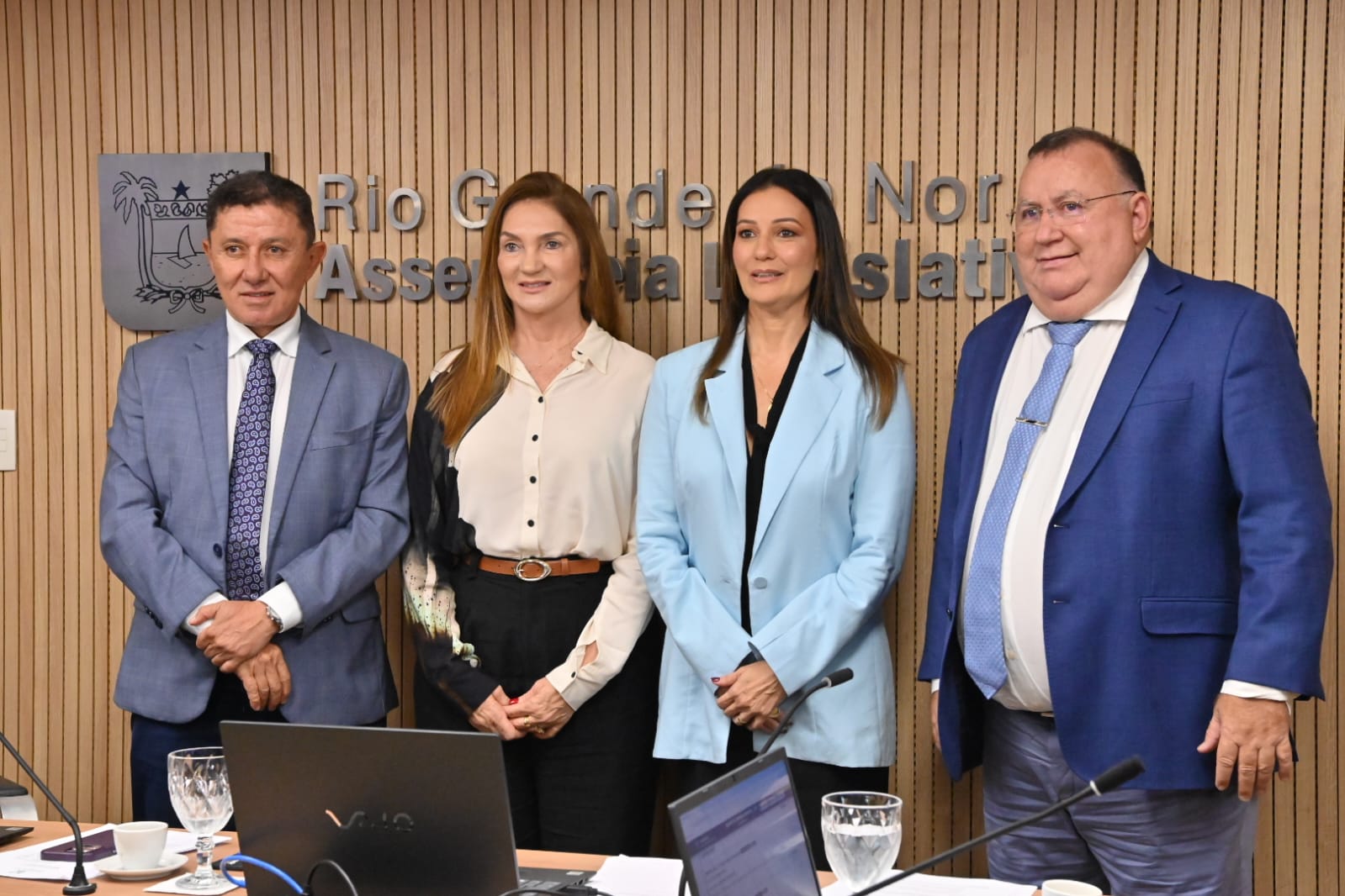Comissão de Saúde da AL zera pauta e presidente Cristiane Dantas apresenta balanço de 2025