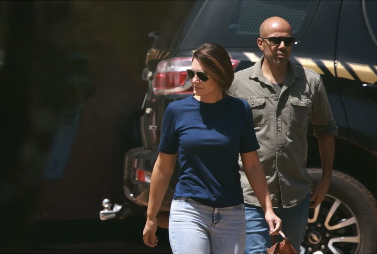 Após prisão de Bolsonaro, Michelle indica topar ser vice de Tarcísio