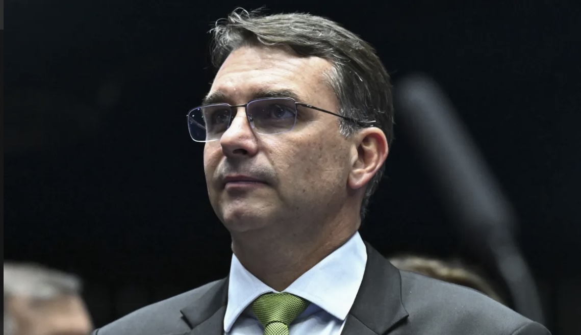 PL defende “road show” de Flávio para acalmar mercado