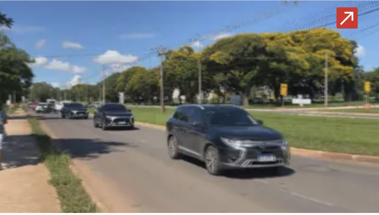Bolsonaro é transferido da PF e internado em hospital para cirurgia