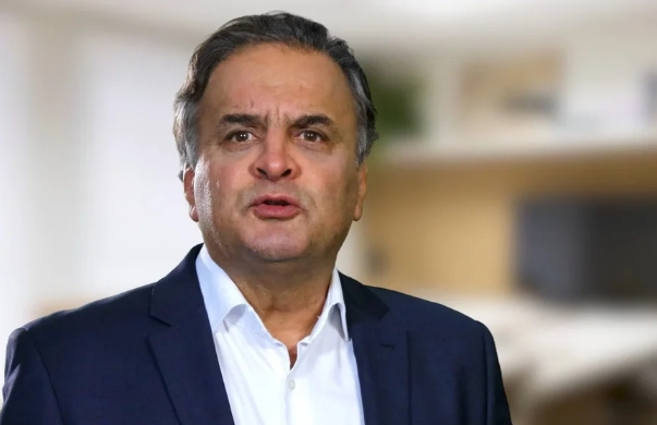 Aécio aciona Justiça contra Lula: “Pronunciamento foi palanque político disfarçado de IR”
