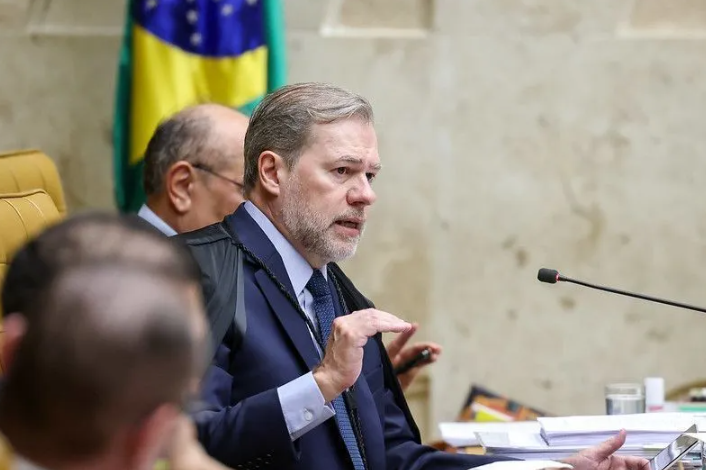 Toffoli diz que BC e diretor não são investigados e mantém acareação do caso Master