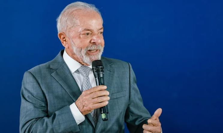 PF aponta coincidência em voos entre lobista investigada e filho de Lula