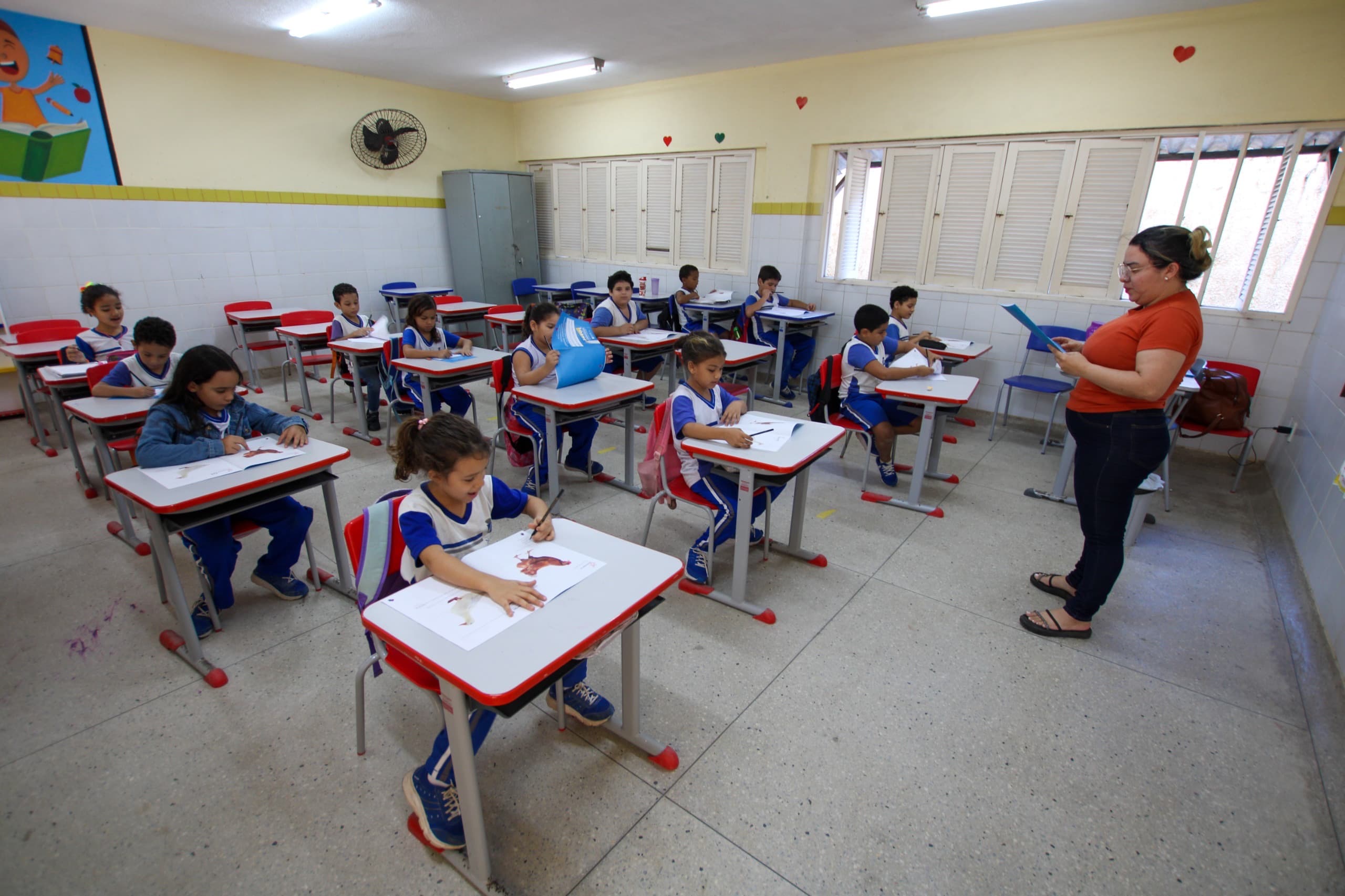 Prefeitura abre seleção para 274 professores temporários da Educação Infantil e do Ensino Fundamental
