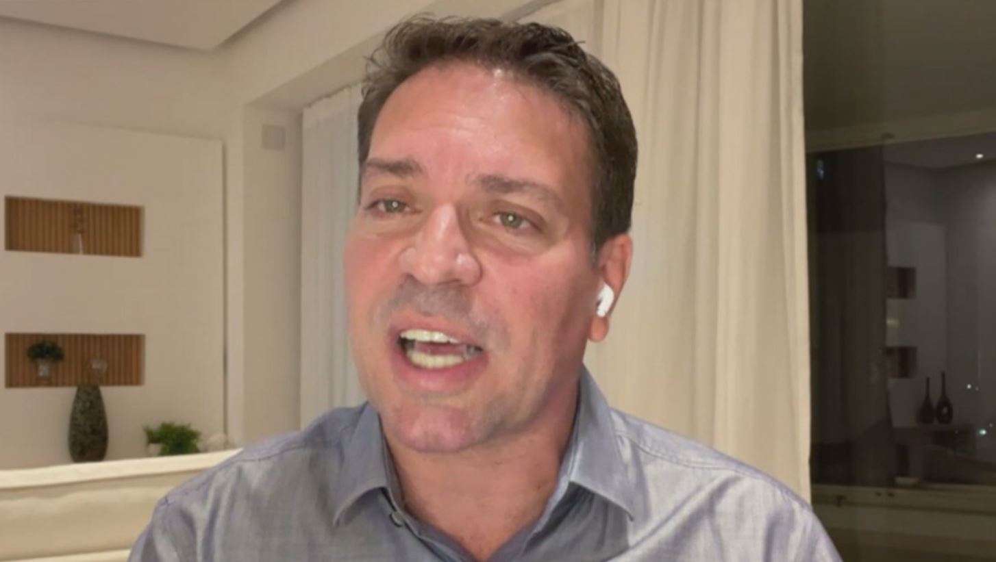 Fuga de Ramagem leva PF a bloquear passaportes diplomáticos na Interpol