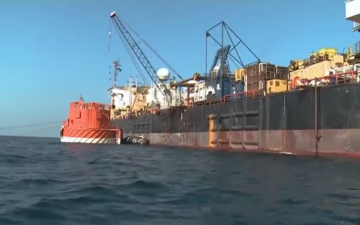 Maduro desafia Trump e promete seguir exportando petróleo, apesar de bloqueio