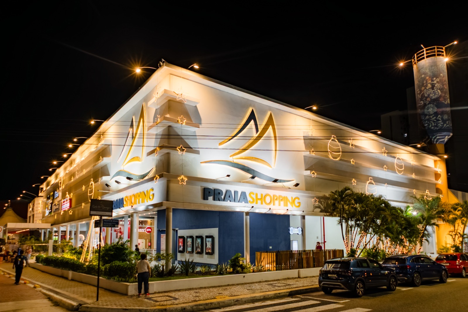 Praia Shopping sorteia cruzeiro para clientes em.campamha de Natal em meio à expectativa de alta no varejo