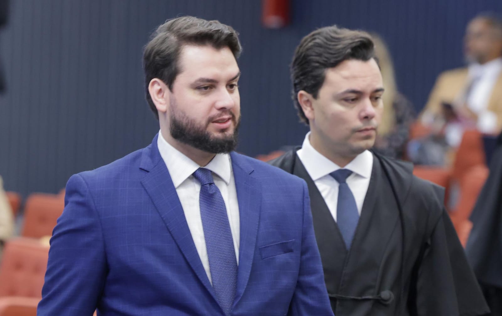 Advogado vê abuso em nova prisão de Martins e critica Vorcaro solto