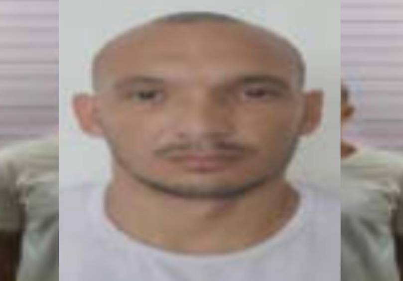 BRUTAL: Presos abrem barriga de detento morto e picham parede com sangue dele durante motim em penitenciária de SP