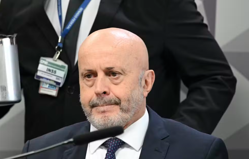 Careca do INSS tentou emplacar, sem sucesso, três contratos milionários com o Ministério da Saúde