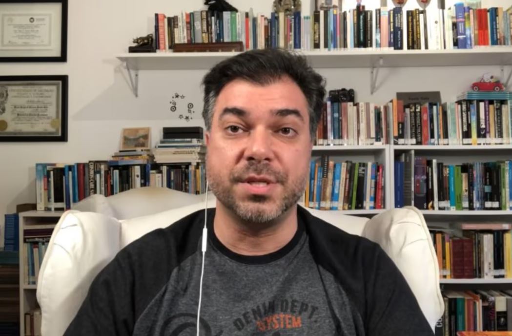 Fundação ligada ao PT teve curso com ex-economista-chefe do Banco Master