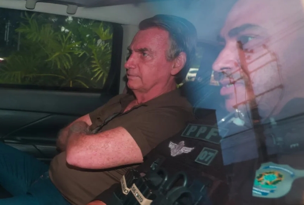 Após exames, Bolsonaro é obrigado a voltar para prisão da PF