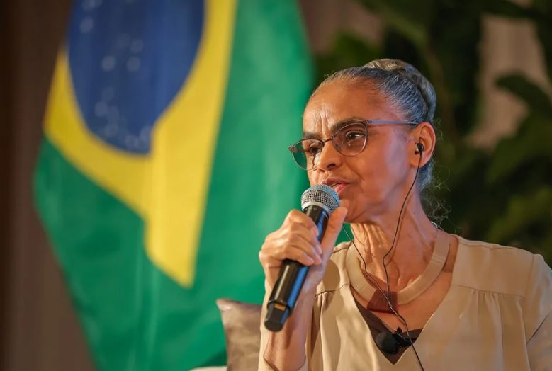 Grupo de Marina prepara saída da Rede e articula migração entre PT e PSB