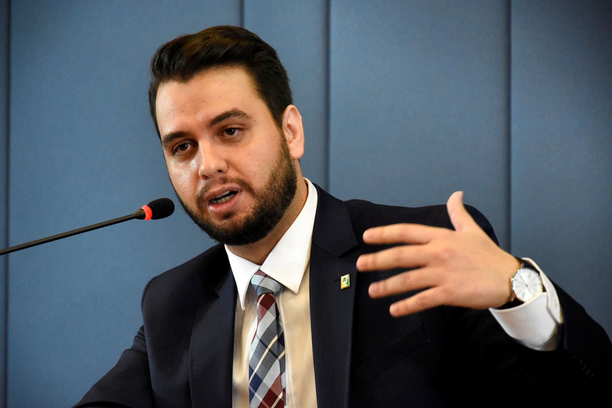 PGR ignora provas e é contra soltura de Filipe Martins, preso pelo que não fez