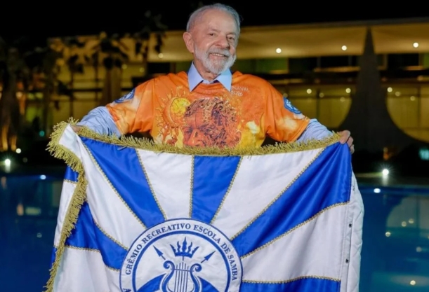 TCU ameaça cortar verba federal de escola de samba que faz enredo em homenagem a Lula