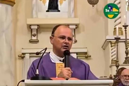 VÍDEO: Padre critica homenagem a Lula no Carnaval e compara desfile a “miniatura da Coreia do Norte”