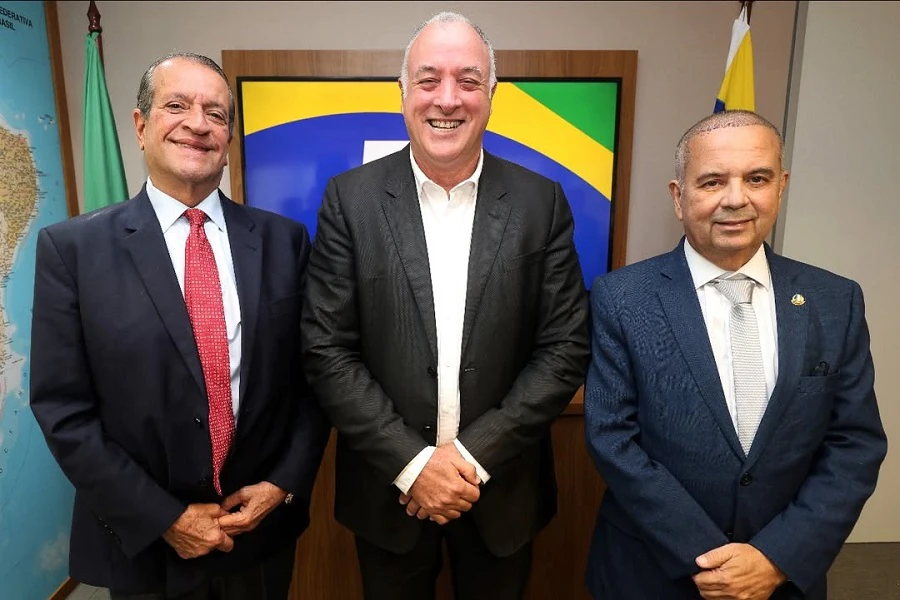 [VÍDEO] Coronel Hélio diz que há compromisso firmado com Rogério para ser segundo nome ao Senado nas eleições