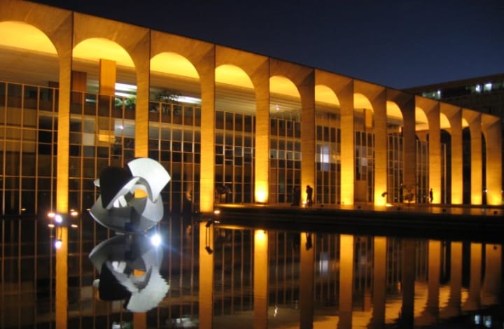 Críticas a “telegramas” sobre Venezuela geram debate sobre atuação do Itamaraty