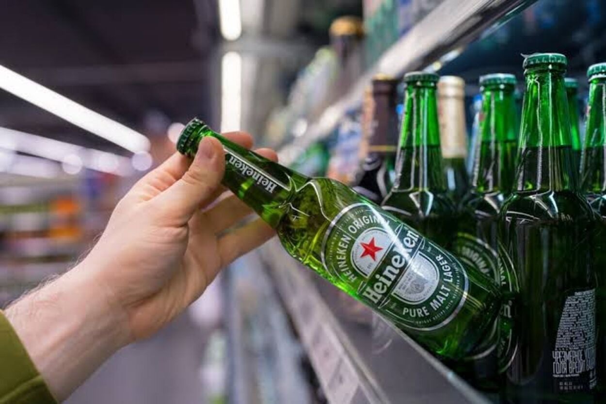 Heineken cortará até 6.000 empregos devido à queda na demanda por cerveja
