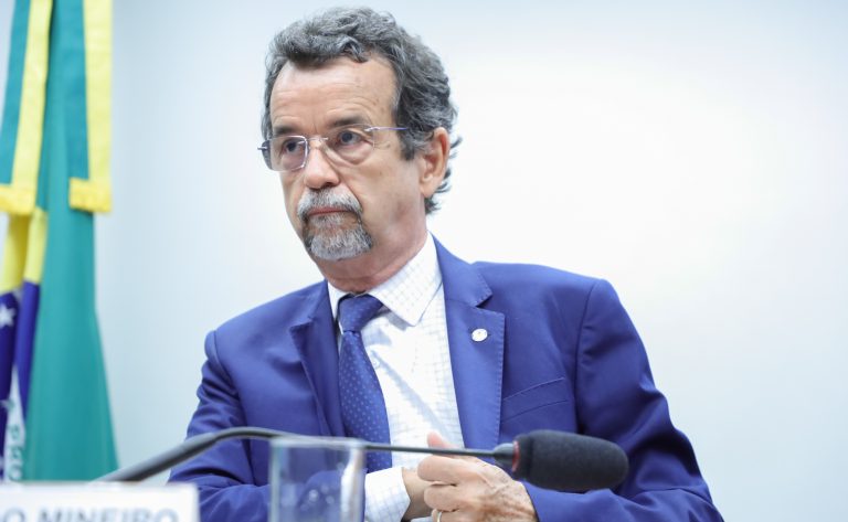 OPINIÃO: Os urubus não perdem tempo