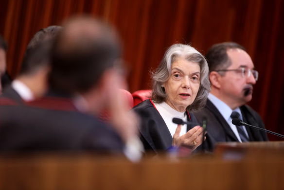 TSE diz que juízes devem evitar opinar sobre política e eventos com candidatos