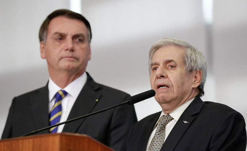 MP Militar deve pedir expulsão de Bolsonaro e generais ao STM