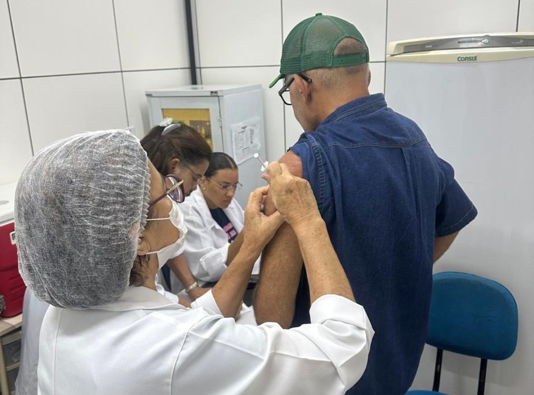 Vacinação contra a gripe é iniciada em Natal com mais de 7 mil doses aplicadas