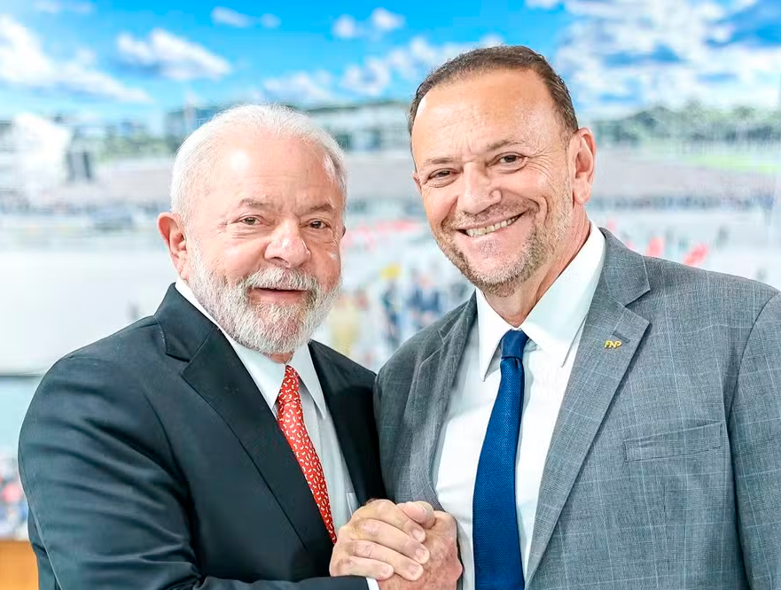 Presidente do PT aposta em escândalo do Banco Master para fortalecer Lula na eleição de 2026