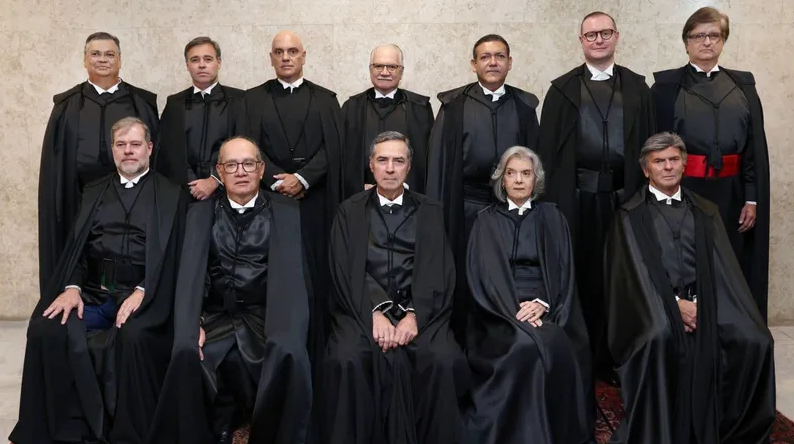 Reunião secreta escancara crise e aprofunda divisão interna no STF