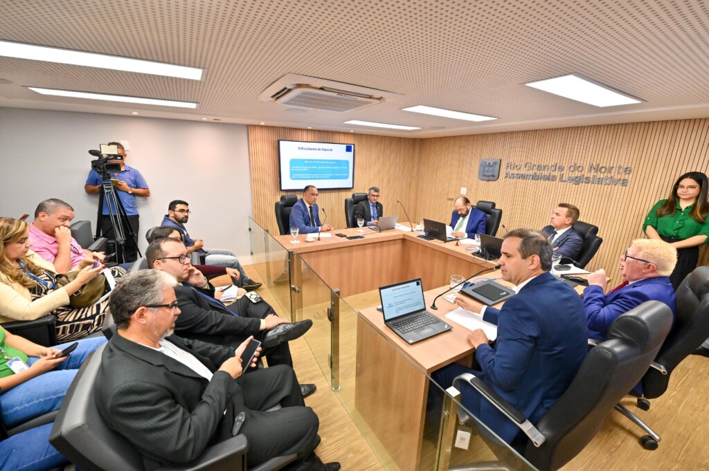 Governo do RN admite dívida de R$ 363 milhões com consignados e gera pressão na Assembleia