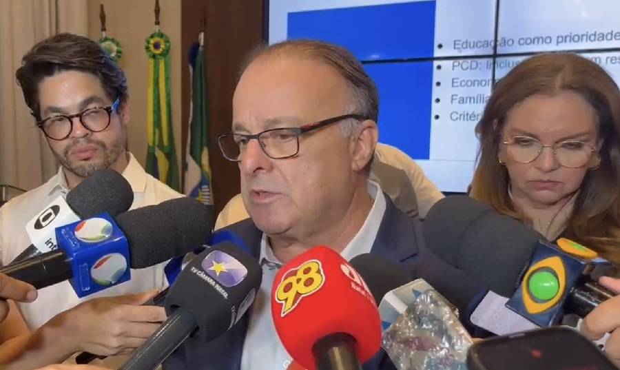 VÍDEO: Paulinho Freire diz que edital de licitação do transporte público deve sair em 20 dias e explica pacote de benefícios