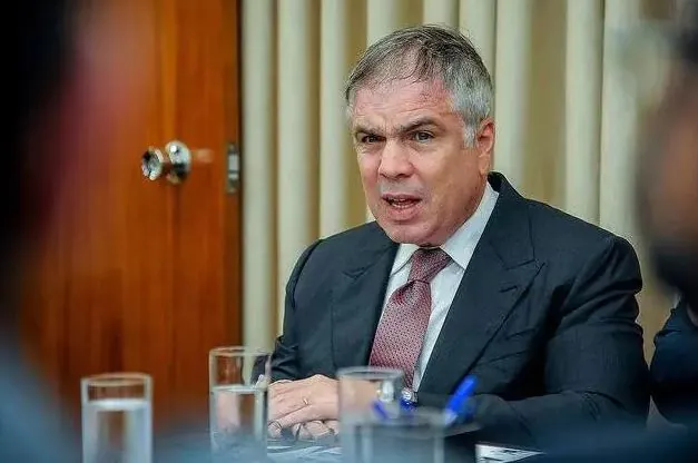 Flávio Rocha passa a ser considerado em articulações da direita para o Senado no RN