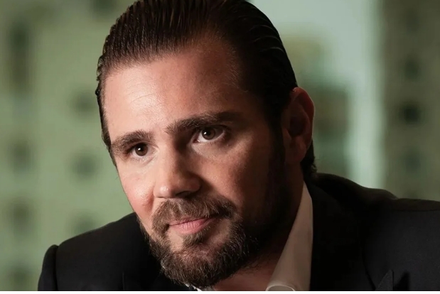 Conversas íntimas de Vorcaro em relatório da PF levantam questionamentos sobre investigação