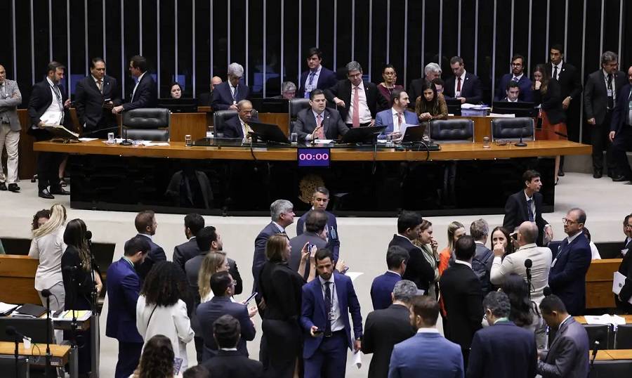 Congresso vota em 30 de abril veto de Lula a PL da Dosimetria; projeto pode beneficiar Bolsonaro