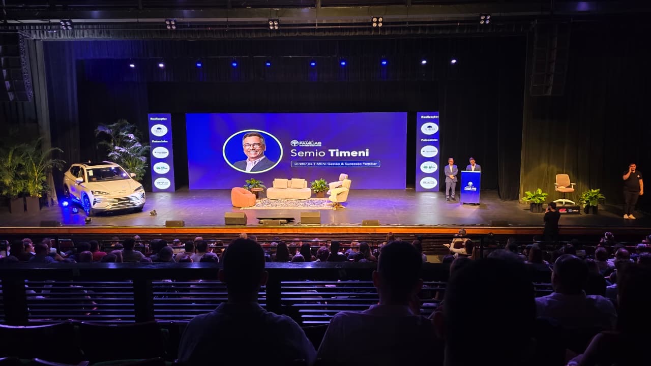 Summit das Famílias Empreendedoras 2026 reúne empresas familiares no Teatro Riachuelo e consolida Natal como polo de governança familiar