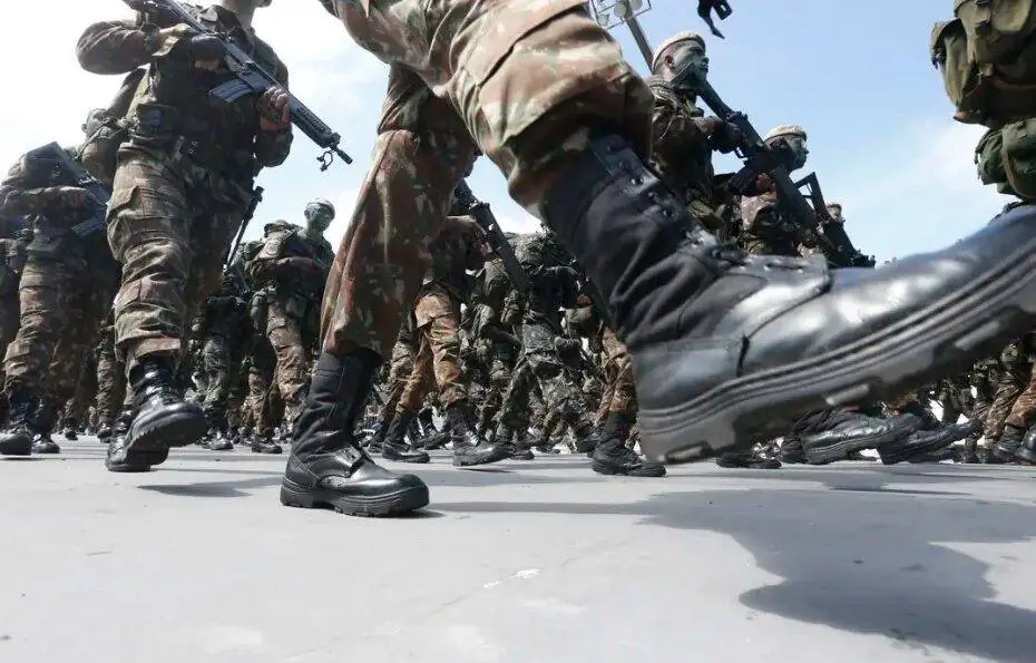 Exército credenciou Banco Master para consignados e repassou R$ 39 milhões em pouco mais de um ano