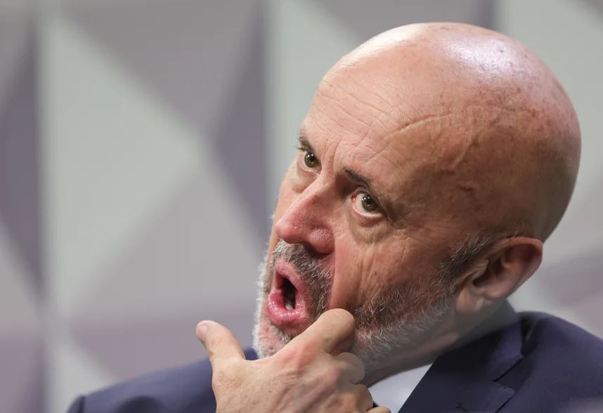 Rede de lavagem de dinheiro usada pelo Careca do INSS tinha 41 CNPJs e movimentou R$ 39 bilhões, diz relatório final da CPMI do INSS