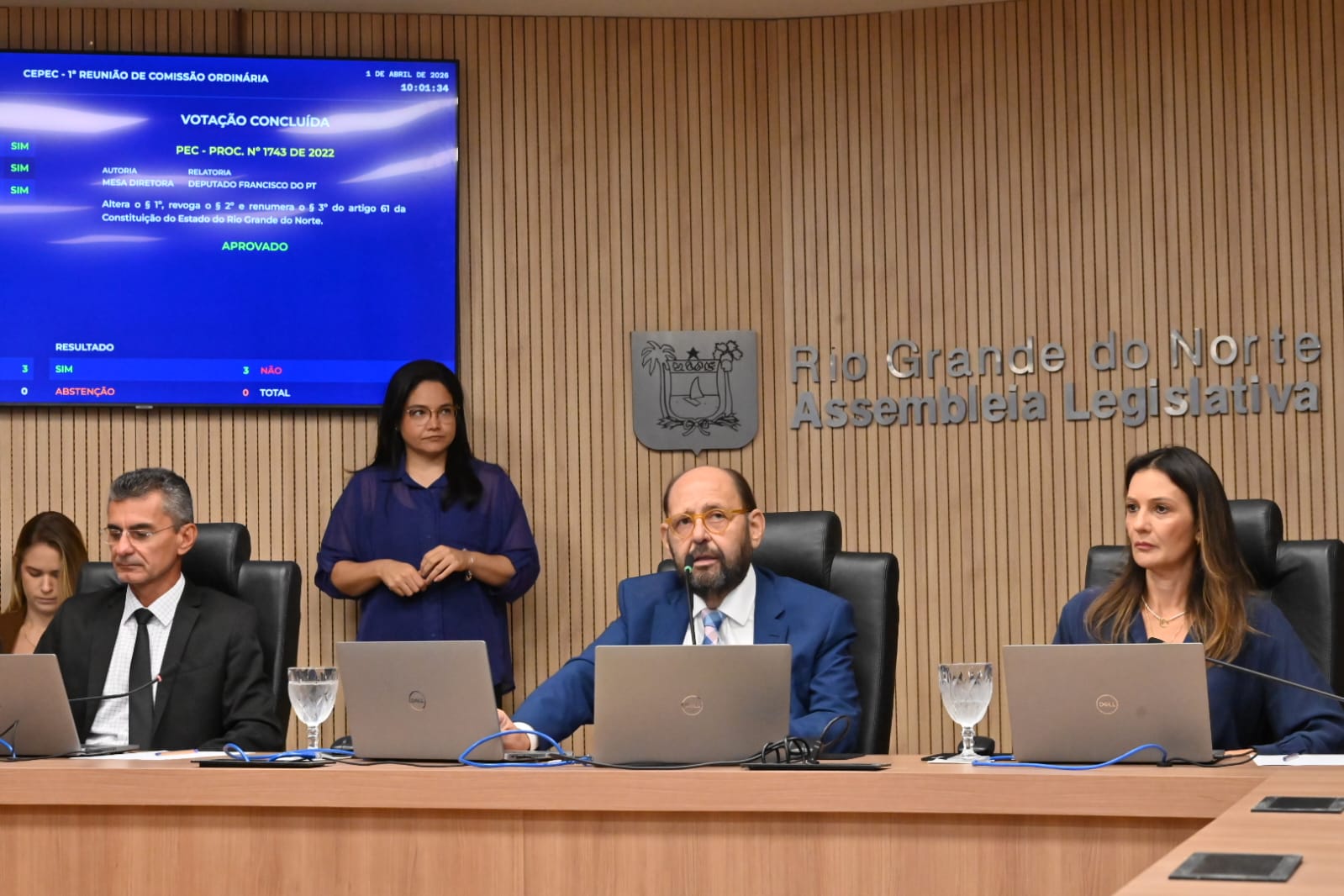 Comissão Especial da ALRN aprova parecer favorável à PEC que redefine regras de sucessão