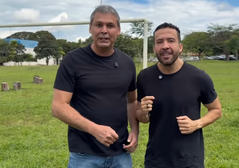 Lindbergh e Janones partem para ataque contra Flávio nas redes: “Vagabundo”