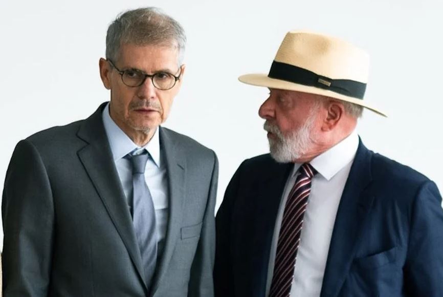 Governo Lula pagou R$ 2 milhões em cachês para influenciadores e artistas desde 2025, quando Sidônio assumiu a Secom