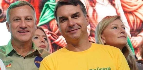 [VÍDEO] FLÁVIO: “O presidente Jair Messias Bolsonaro vai subir a rampa junto com a gente”